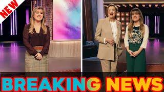 Kelly Clarkson\'s Neck Controversy Explodes Online: Fans Debate \'Thinner Than Arm\' After Weight Loss!