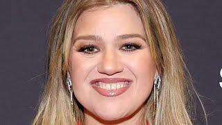 Kelly Clarkson Looks Totally Unrecognizable After Weight Loss Transformation