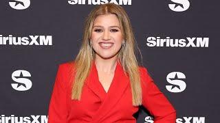 Kelly Clarkson Says Weight Loss Is a Result of Prescription Medication: \'Everybody Thinks It\'s #news
