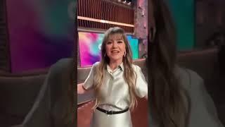 Kelly Clarkson reveals her weight loss journey! [2a972349a]