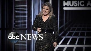 Kelly Clarkson explains recent weight  loss [34984d9bf]