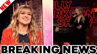 Kelly Clarkson's Show-Stopping 50lb Weight Loss Leaves Fans in Awe? See Her Stunning Velvet Look! [93b9b571f]